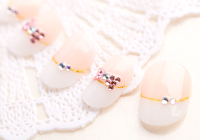 ふんわりフラワー/イエロー/GOLDストライプネイルチップ